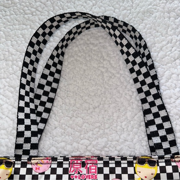 🩷🖤Harajuku Lovers checkered tote bag “a fatal attraction to cuteness” zipper - Picture 8 of 12